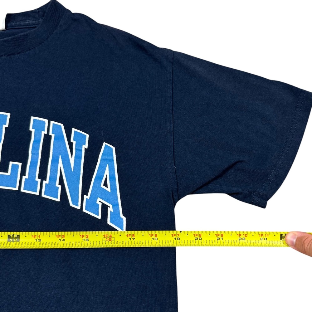 Vintage 2000s Champion Navy Blue Carolina UNC Spell Out Shirt Men's Medium - Picture 5 of 7